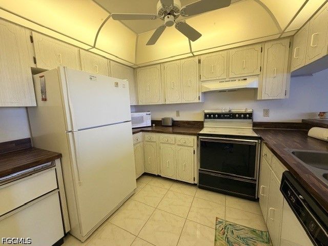 3490 N Key DR 506, North Fort Myers, FL 33903