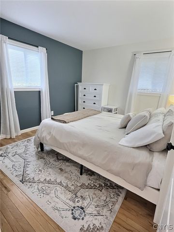 817 Lamont Cir, Cortlandville, NY 13045