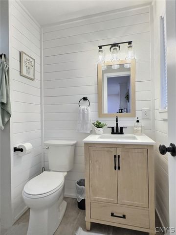 817 Lamont Cir, Cortlandville, NY 13045