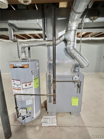 817 Lamont Cir, Cortlandville, NY 13045