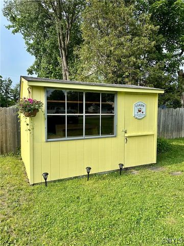 817 Lamont Cir, Cortlandville, NY 13045