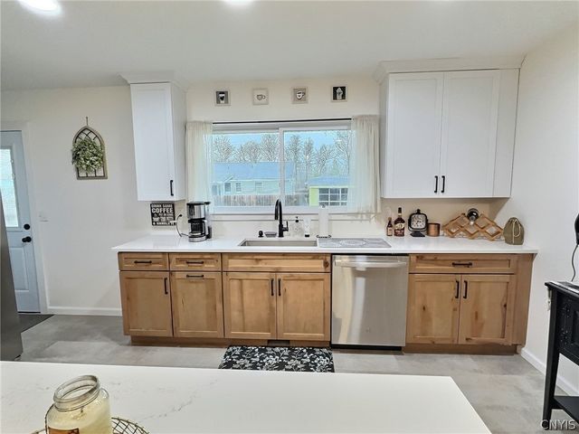 817 Lamont Cir, Cortlandville, NY 13045