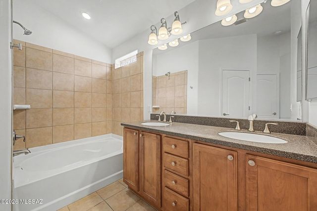 476 S Lower Chord Road, Vail, AZ 85641