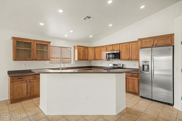 476 S Lower Chord Road, Vail, AZ 85641