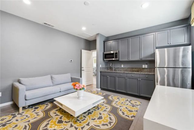 24697 Teakwood Court, Wildomar, CA 92595