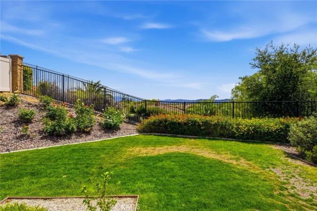 24697 Teakwood Court, Wildomar, CA 92595