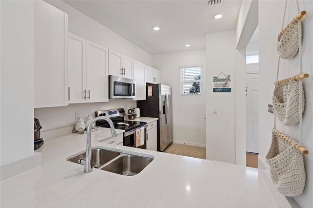 6119 WHETSTONE COURT, Palmetto, FL 34221