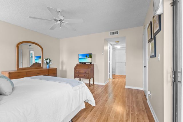 9700 Pavarotti Terrace 102, Boynton Beach, FL 33437