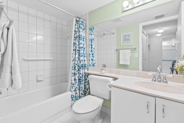 9700 Pavarotti Terrace 102, Boynton Beach, FL 33437