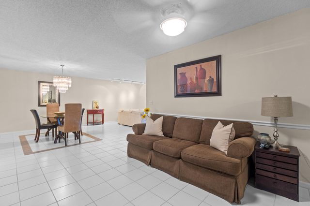 9700 Pavarotti Terrace 102, Boynton Beach, FL 33437