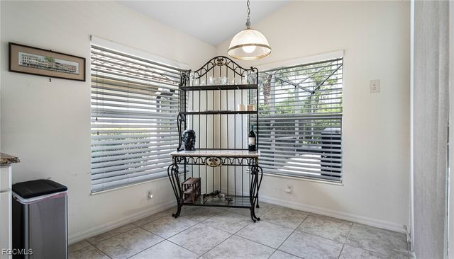 10082 Oakhurst WAY, Fort Myers, FL 33913