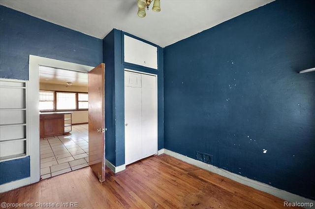 20127 Birwood Street, Detroit, MI 48221