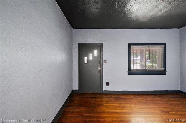 20127 Birwood Street, Detroit, MI 48221