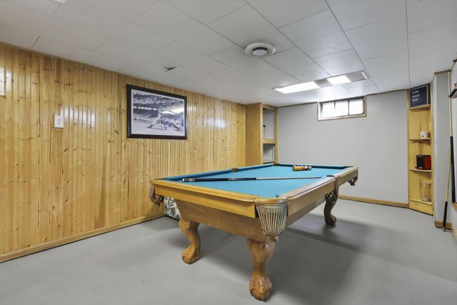 327 E Jeffrey Place, Columbus, OH 43214