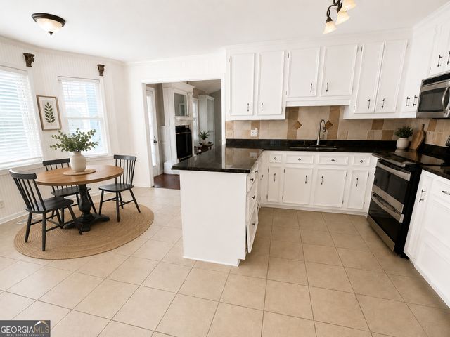 311 Castlegate Road, Macon, GA 31210