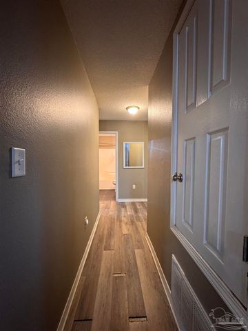 3762 Mcnemar Ct, Gulf Breeze, FL 32563