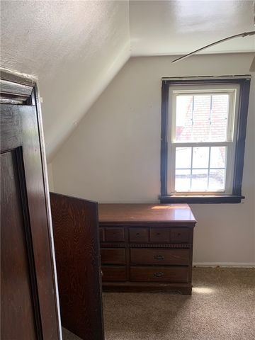 2119 Allison St, Mckeesport, PA 15132