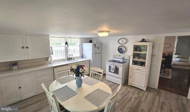 441 DUTCH NECK, East Windsor, NJ 08520