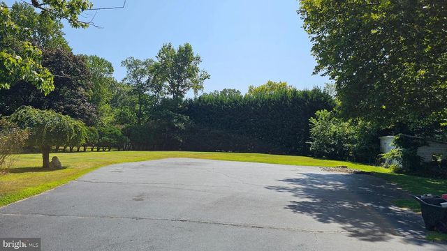 441 DUTCH NECK, East Windsor, NJ 08520