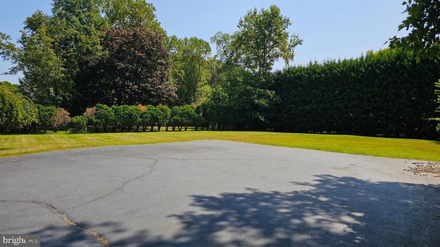 441 DUTCH NECK, East Windsor, NJ 08520