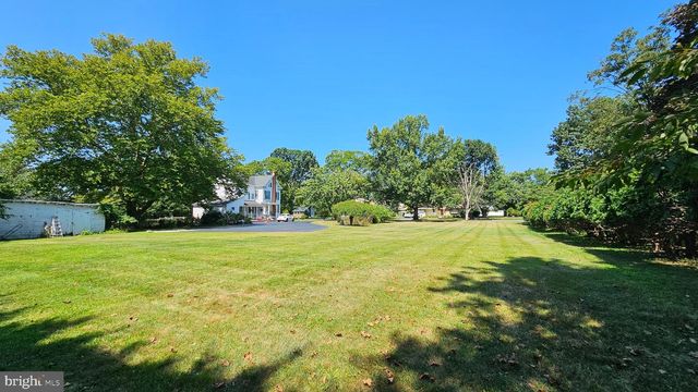 441 DUTCH NECK, East Windsor, NJ 08520