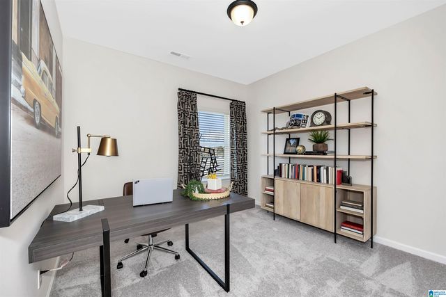 2068 VALLEY RUN, Leeds, AL 35094