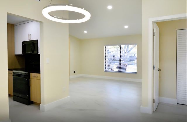 11516 SW 54th Street, Cooper City, FL 33330