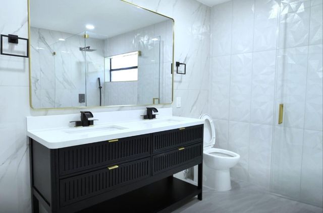 11516 SW 54th Street, Cooper City, FL 33330