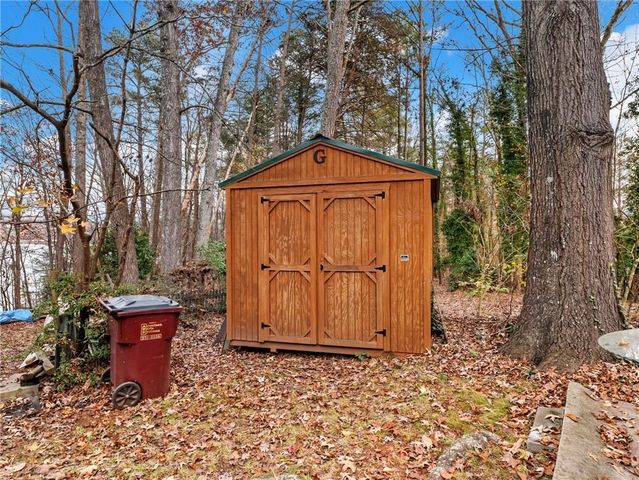 5955 Truman Mountain Road, Gainesville, GA 30506