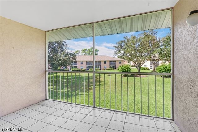 1406 Churchill CIR 203, Naples, FL 34116