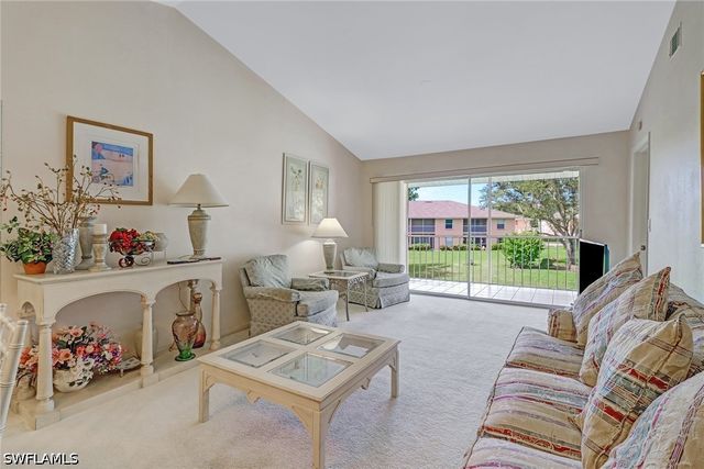 1406 Churchill CIR 203, Naples, FL 34116