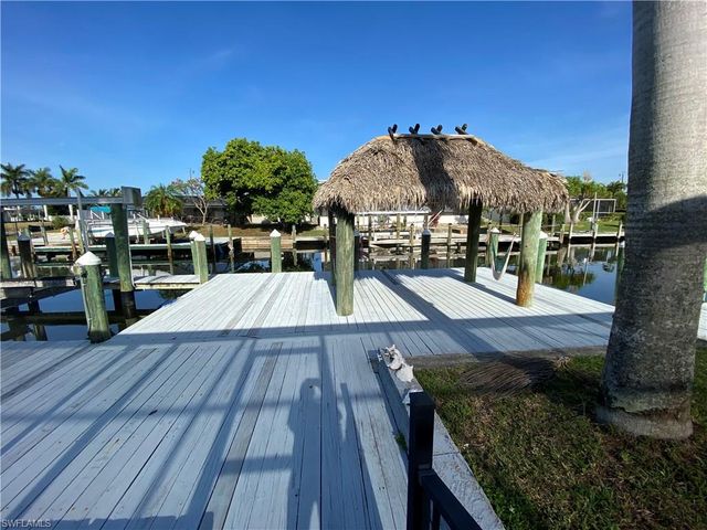 5156 Sunnybrook CT, Cape Coral, FL 33904
