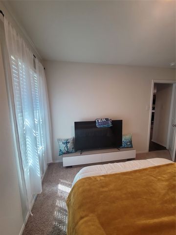 2430 Russell Street, Crandall, TX 75114
