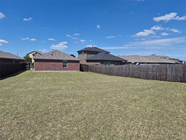 2430 Russell Street, Crandall, TX 75114