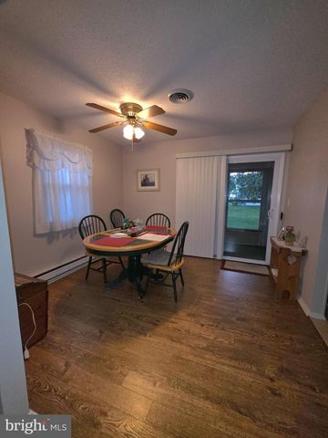 242 LEXINGTON DR, Little Egg Harbor Twp, NJ 08087