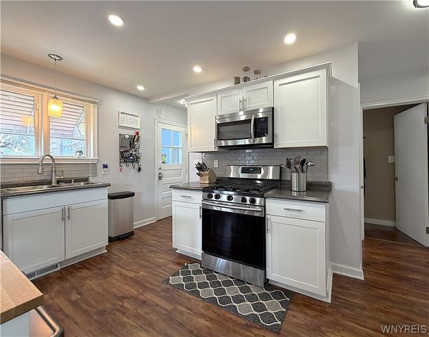 1228 Losson Road, Cheektowaga, NY 14227