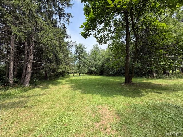 1228 Losson Road, Cheektowaga, NY 14227