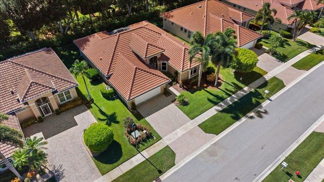 6634 JOG PALM Drive, Boynton Beach, FL 33437