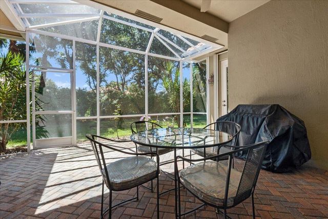 6634 JOG PALM Drive, Boynton Beach, FL 33437