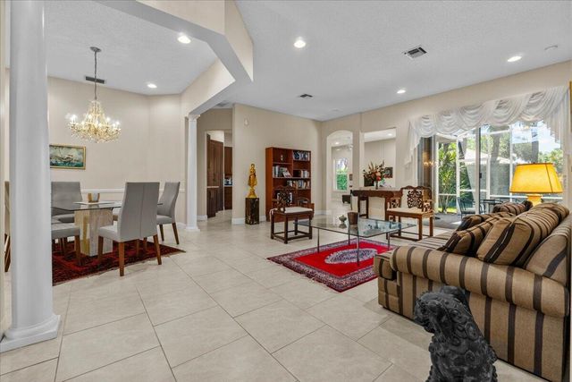 6634 JOG PALM Drive, Boynton Beach, FL 33437