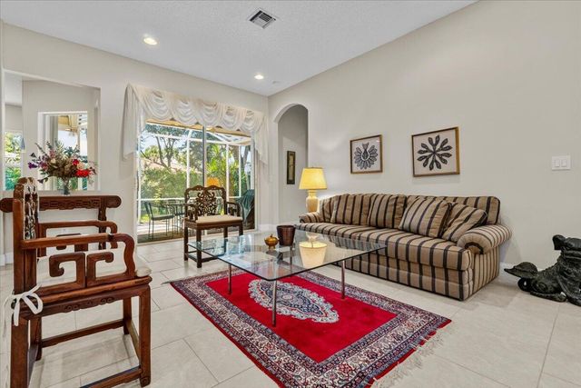 6634 JOG PALM Drive, Boynton Beach, FL 33437
