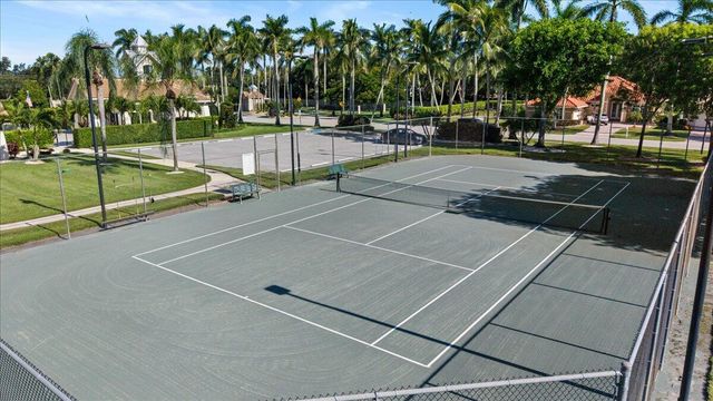 6634 JOG PALM Drive, Boynton Beach, FL 33437