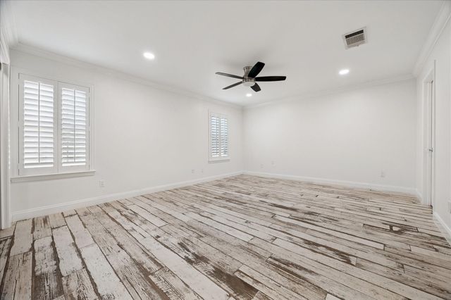 854 Augusta Drive 854, Houston, TX 77057