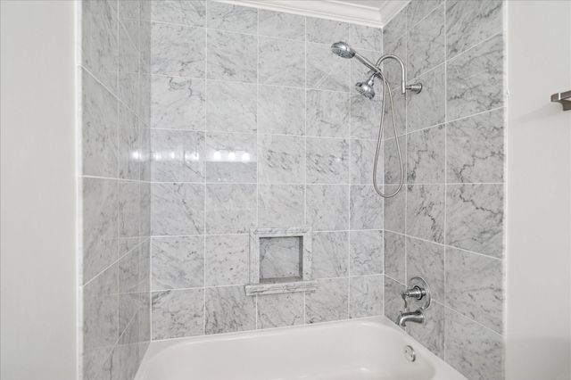 854 Augusta Drive 854, Houston, TX 77057