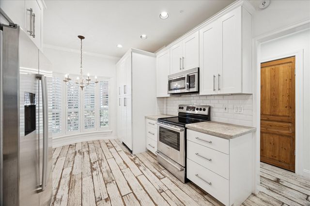 854 Augusta Drive 854, Houston, TX 77057