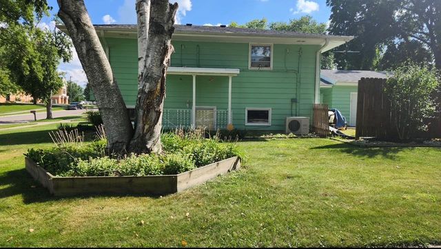 549 N Grant Avenue, Janesville, WI 53548
