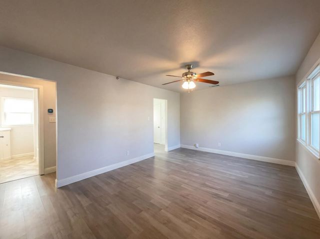 3910 Ivy St, Sacramento, CA 95838