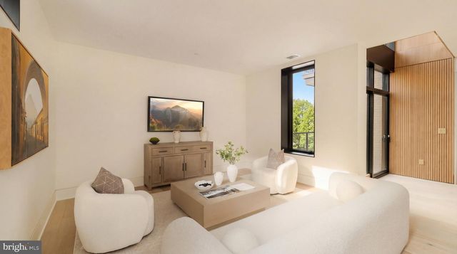 2717 TENNYSON ST NW, Washington, DC 20015