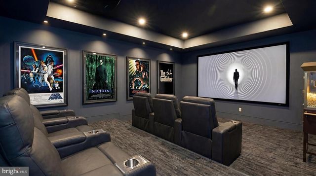 2717 TENNYSON ST NW, Washington, DC 20015