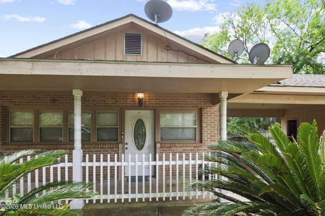 4510 Willow Street, Pascagoula, MS 39567